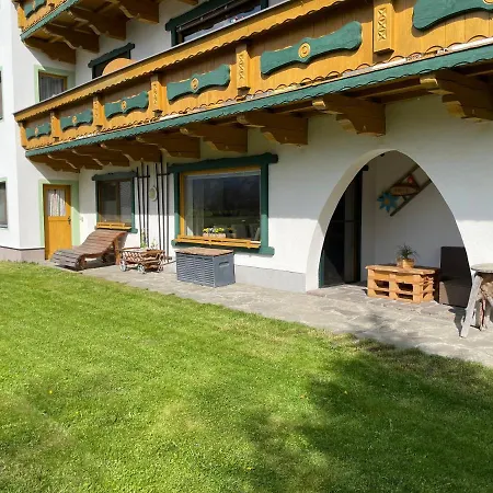 Ferienwohnung Maxi Maishofen Exterior photo